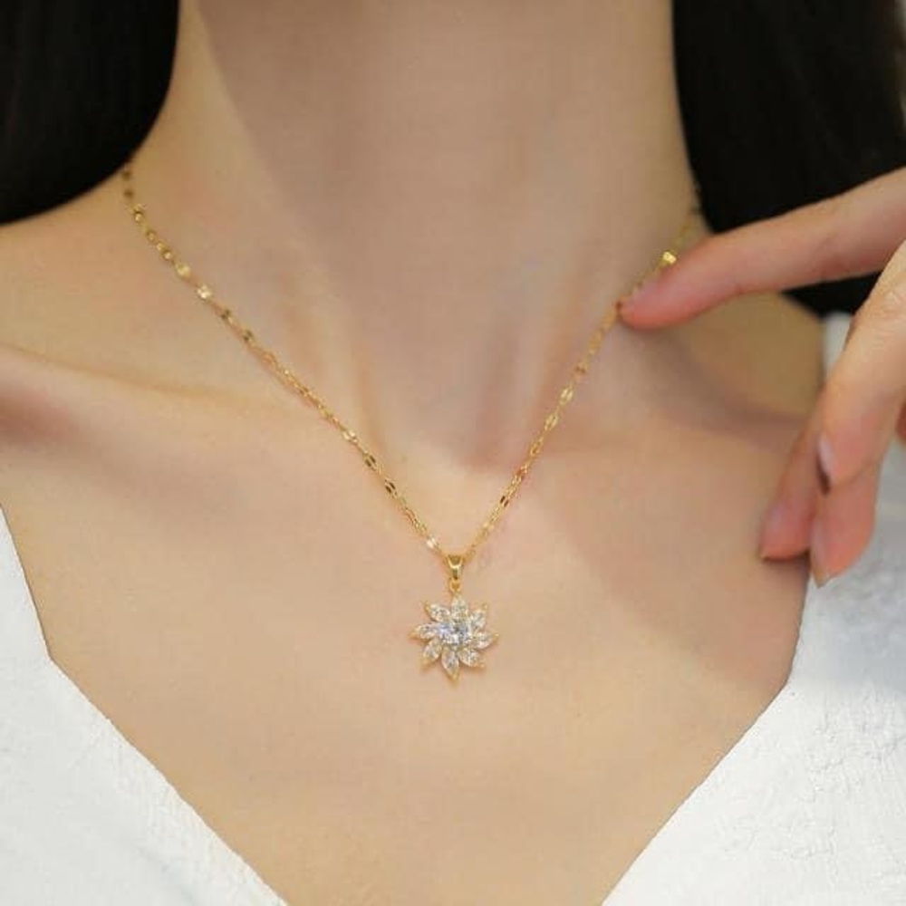 diamond rotatable flower stainless steel chain necklace for women 🔥🔥🔥